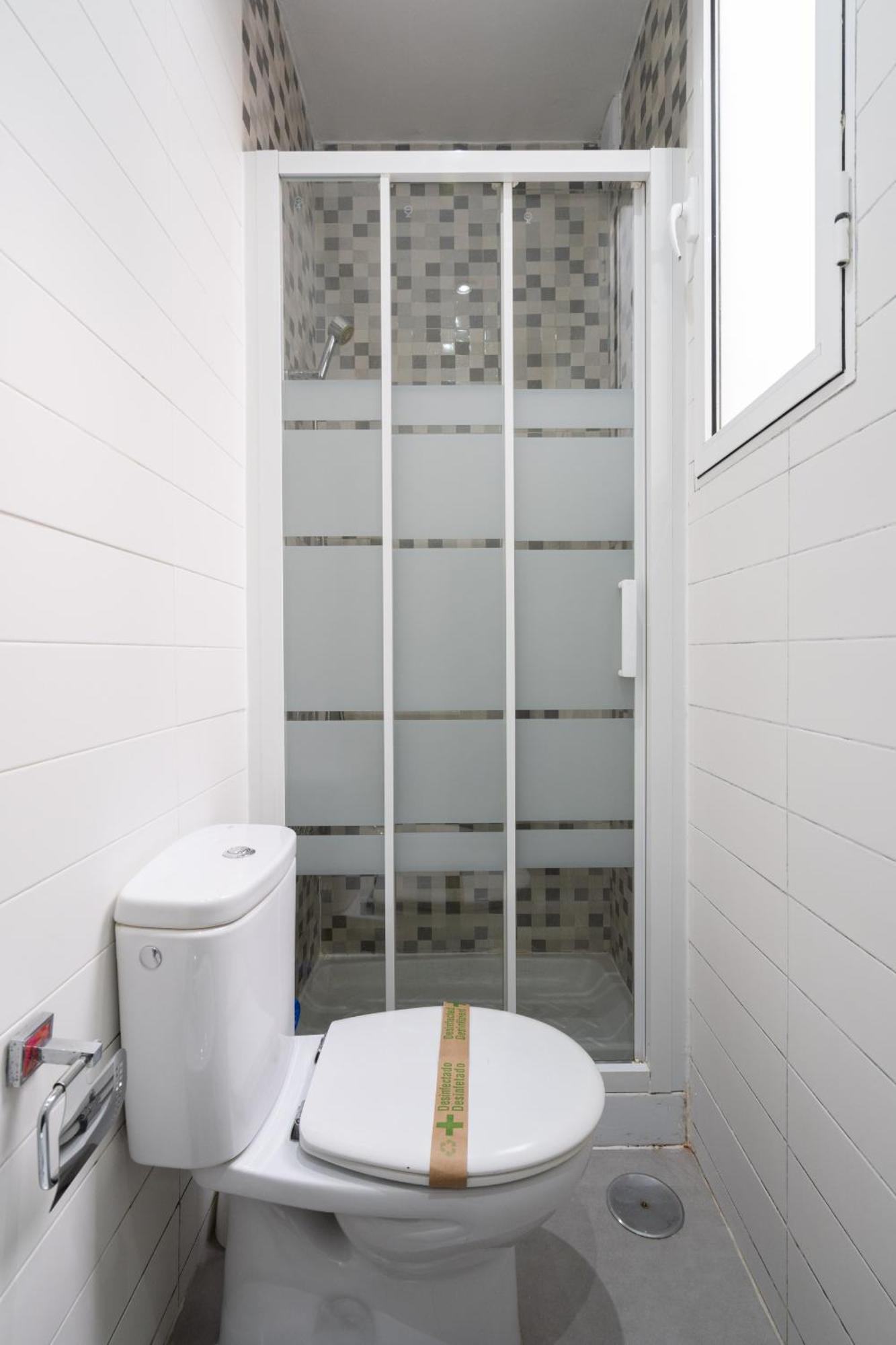 Apartamento En Chueca Para 4 Personas Alquiler Temporal マドリード エクステリア 写真